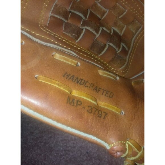 MAG PLUS MP-3797 BASEBALL GLOVE Mitt 12” RHT Right Hand Throw Hand *NICE SHAPE* - Picture 3 of 9